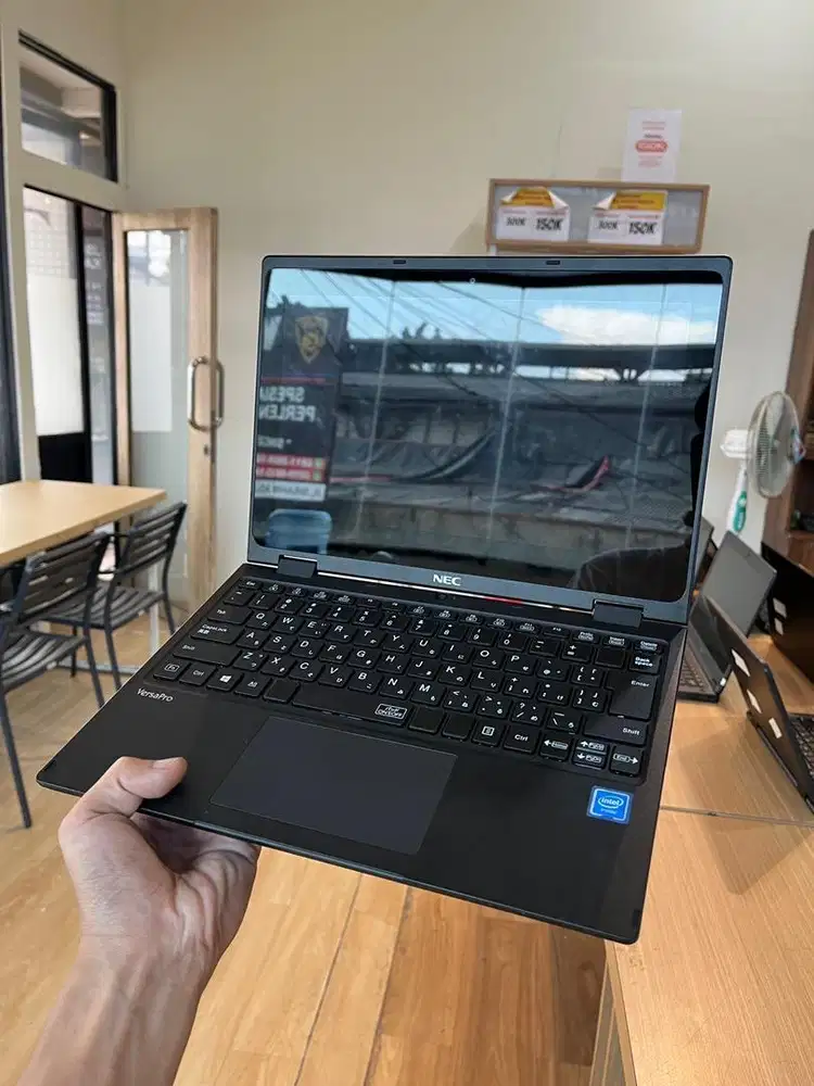 NEC VEE11R Celeron N4120 Ram 4/64 Touchsreen