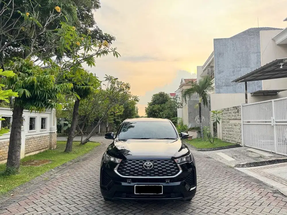 Toyota Innova Zenix 2.0 G Hybrid Matic 2023 Hitam All New Plat L