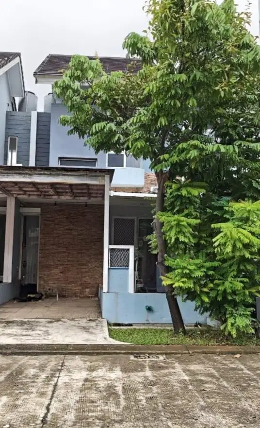 Dijual cepat rumah 2 lantai di cluster harapan indah bekasi