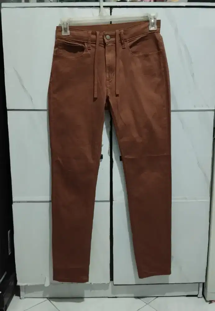 Uniqlo strech pants no 30/31