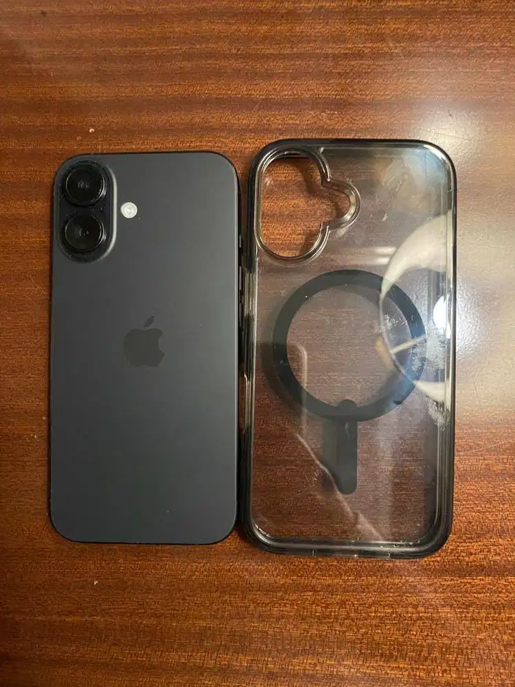 iphone 16  Garansi Ibox (baru 3 bulan)