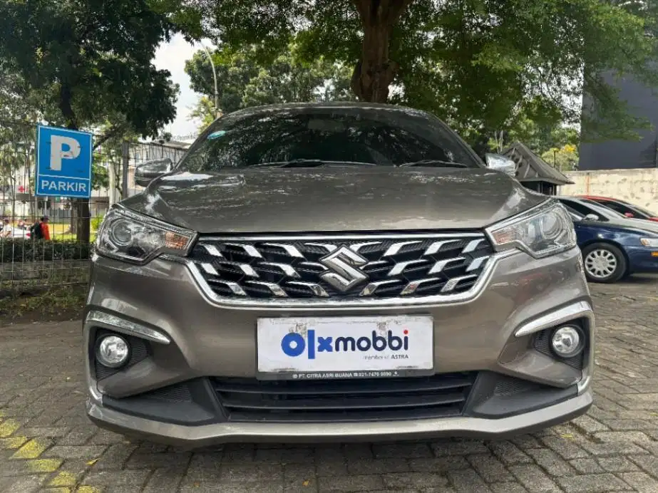 LOW DP Suzuki Ertiga 1.5 Hybrid GX Bensin-MT 2022 PZK