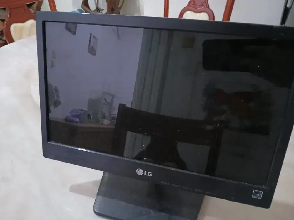 Monitor pc layar 10 inc