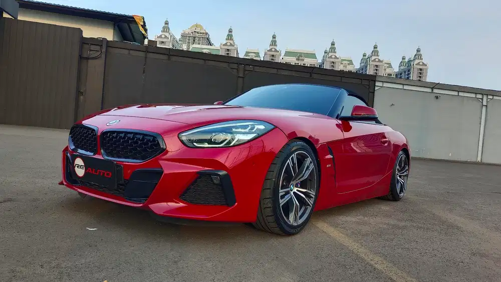 BMW Z4 3.0isdrive tahun 2019 merah