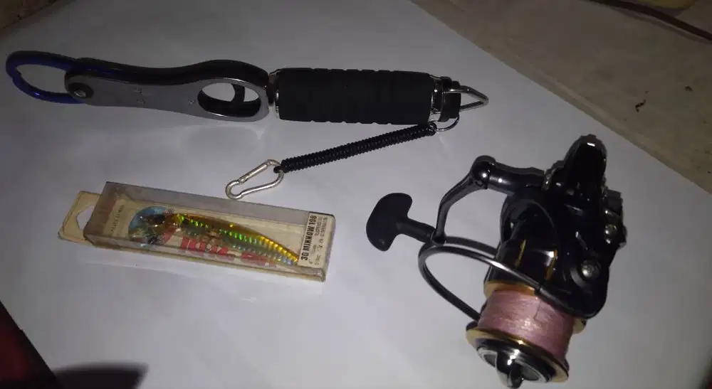 Jual borongan reel pancing dan aksesori