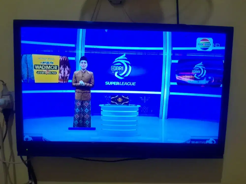 JUAL TV SHARP LED 32IN
