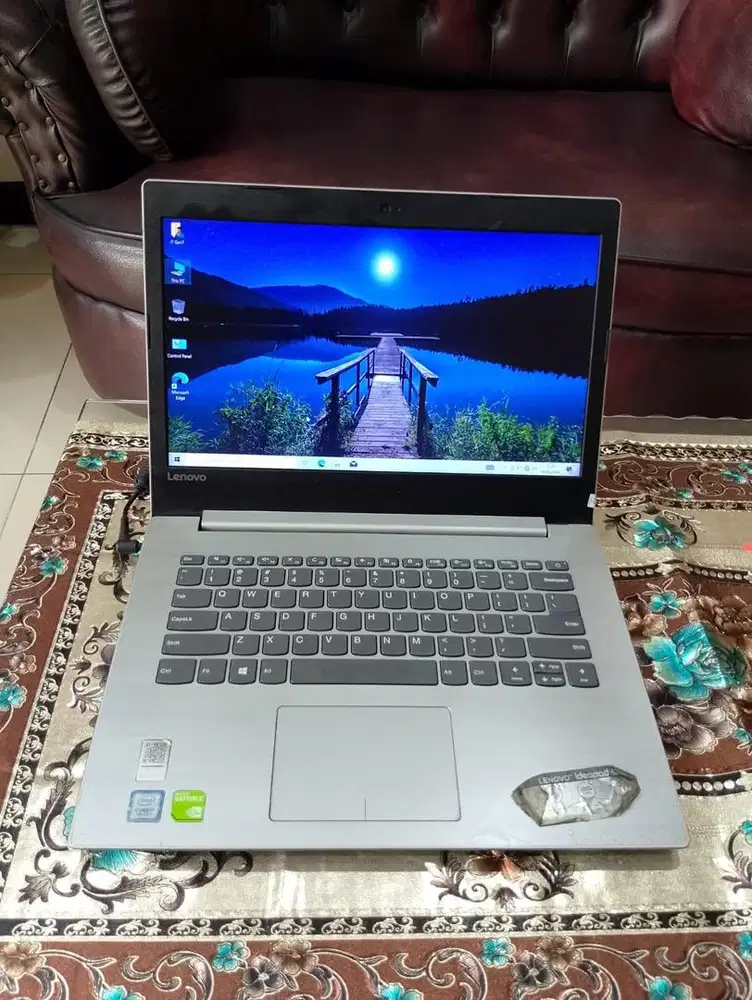 Lenovo 320 Core i7 7600 Ram 8gb  Ssd 250 GB