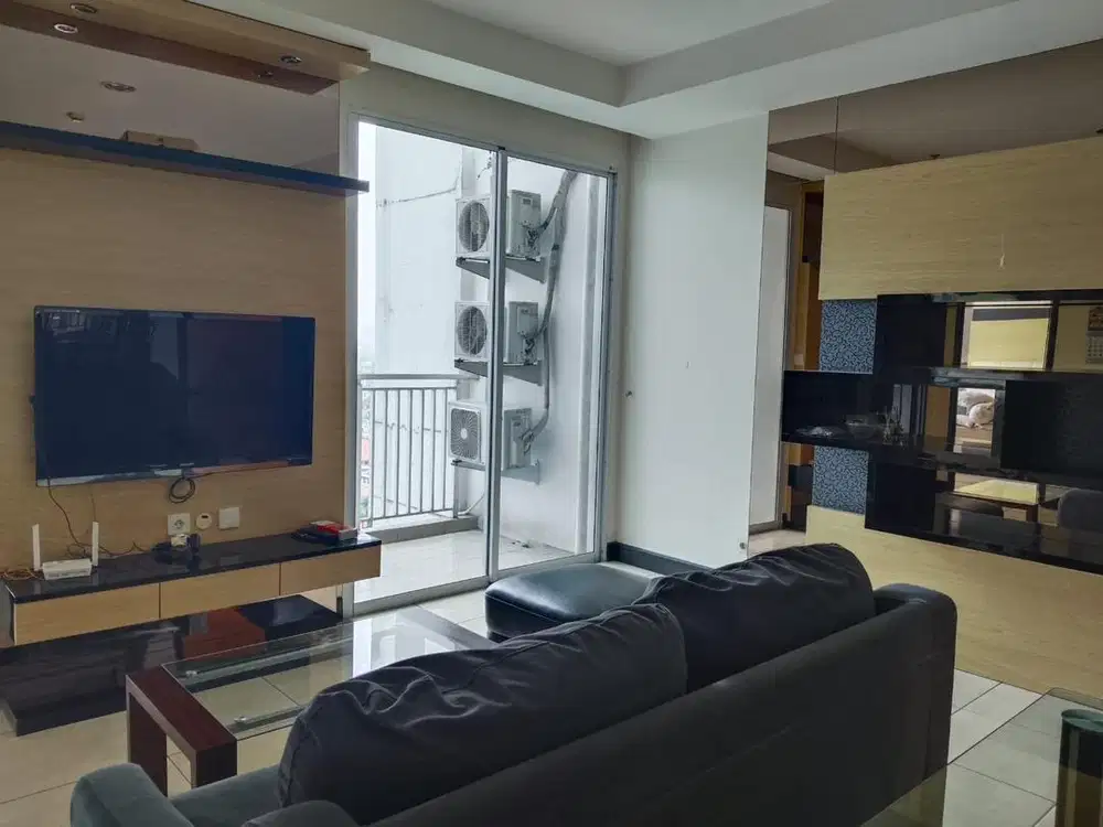Sipa huni, di essence darmawangsa  - furnished