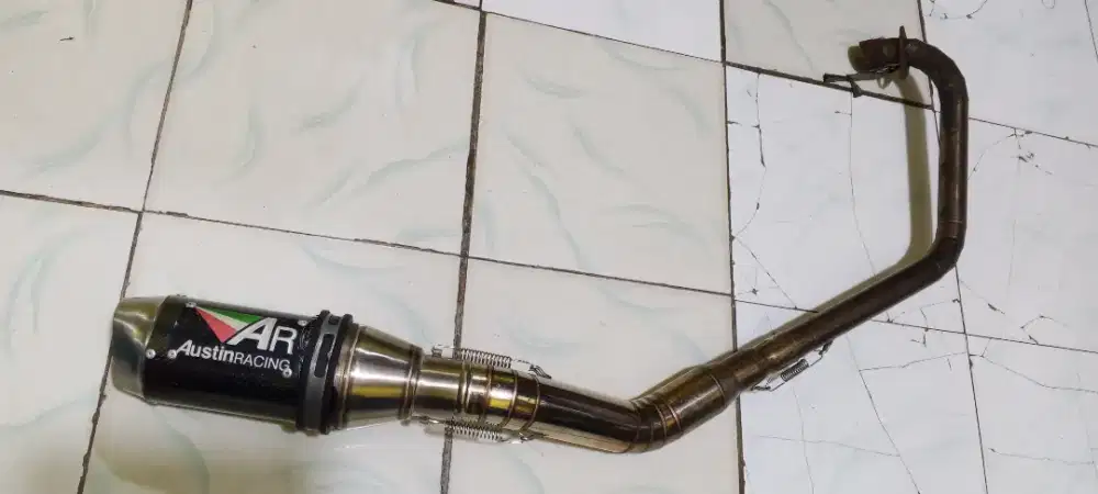 Knalpot racingR15 v2