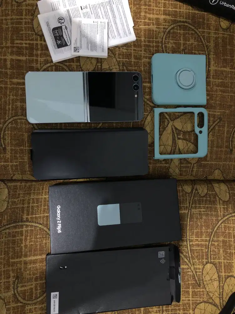 Samsung Flip 5 Mint 8/256 Mulus Normal