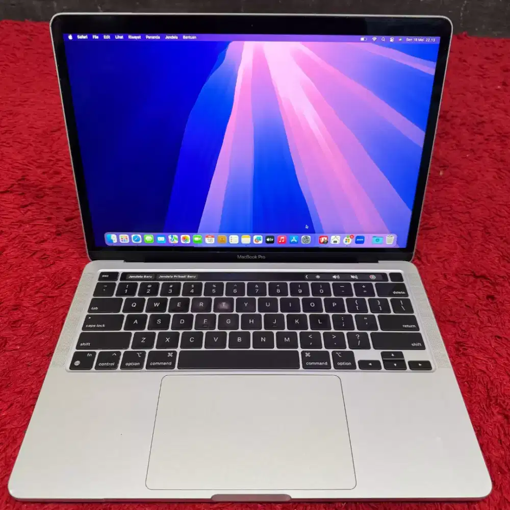 Macbook pro m1 2020 ram 16gb ssd 256gb siap pakai bisa cod