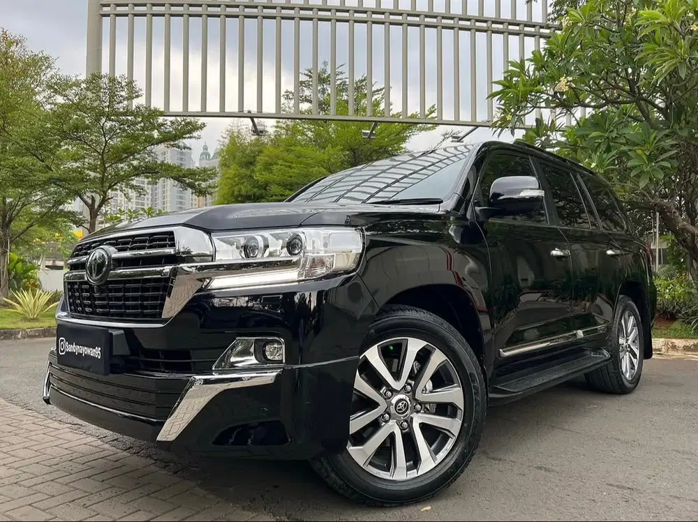 KM.34.000 2021/2022 TOYOTA LAND CRUISER 4.5 VX-R DIESEL LAND CRUISER