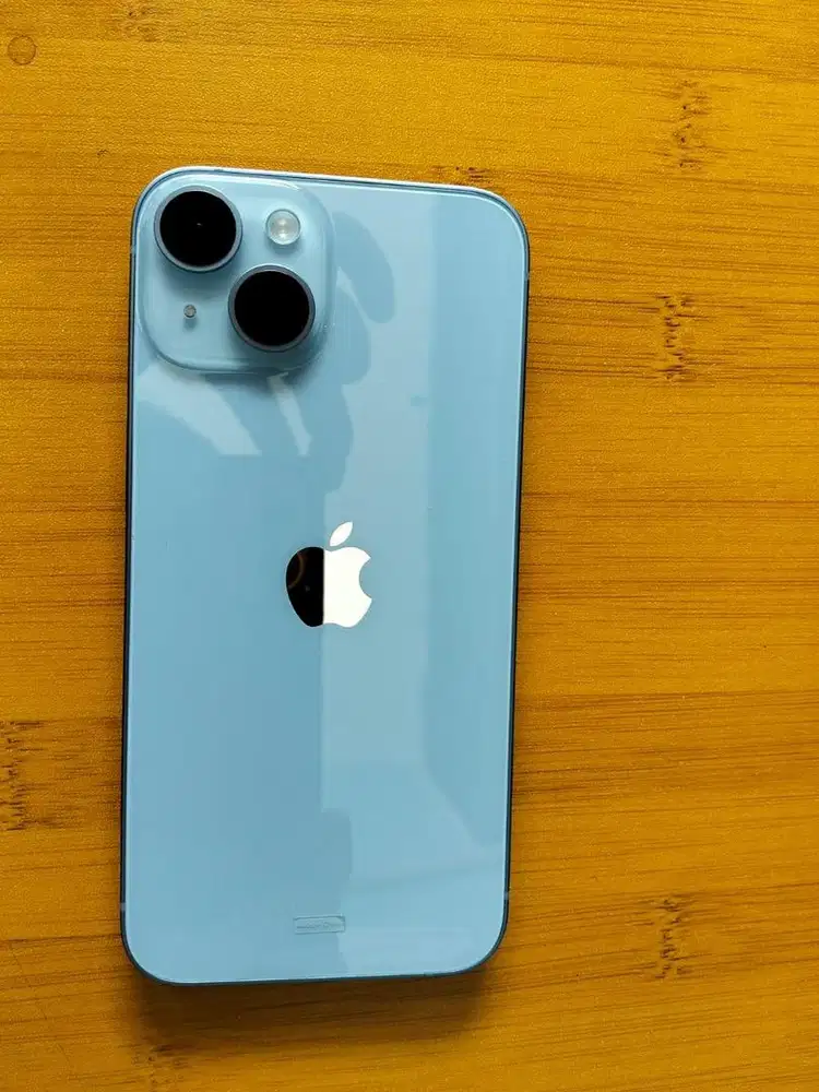 Iphone 14 garansi ibox