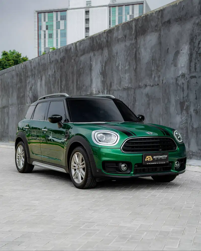 MINI Countryman 1.5 F60 LCI Green