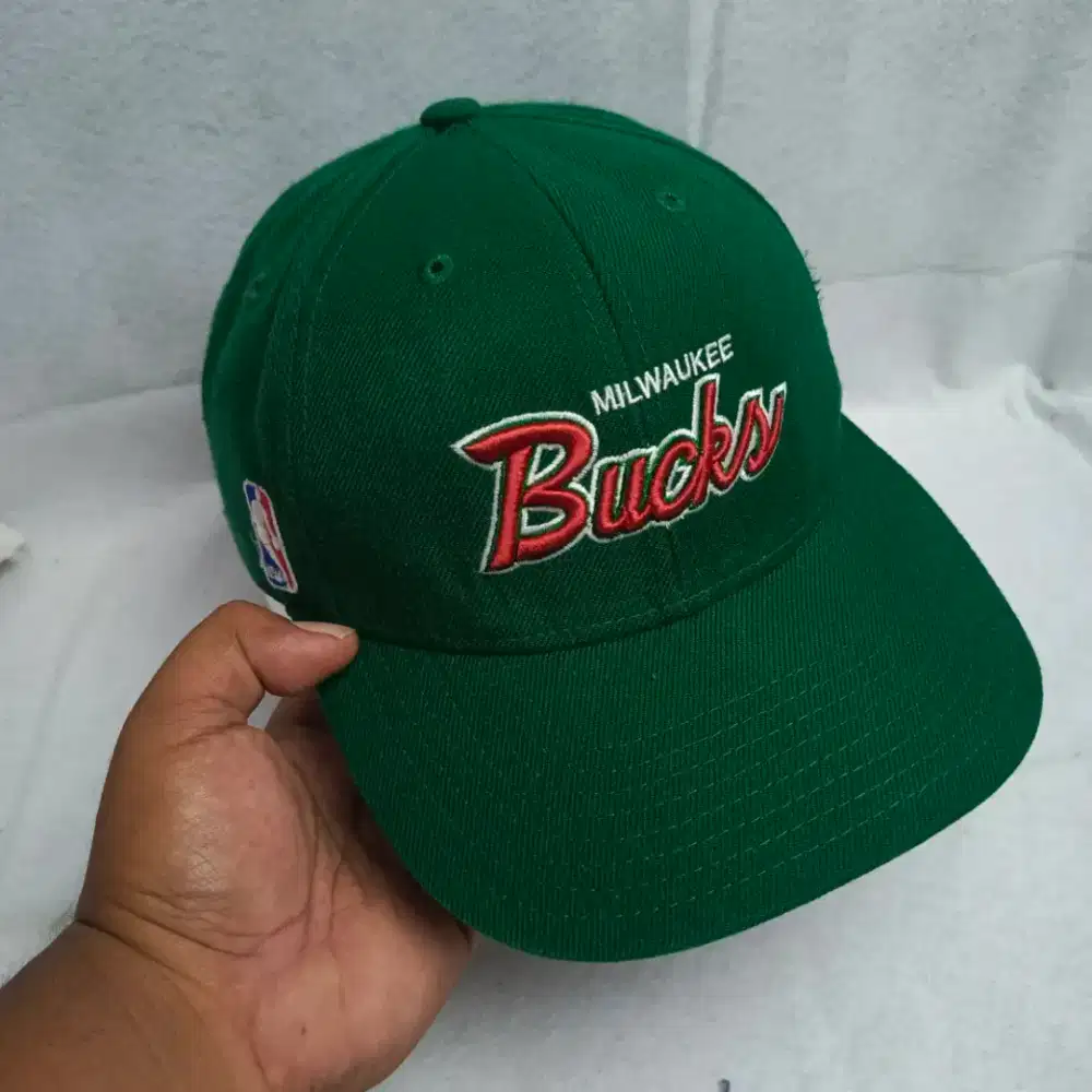 Topi Adidas NBA Milwaukee Bucks Original Preloved  - Cap Hijau Adjust