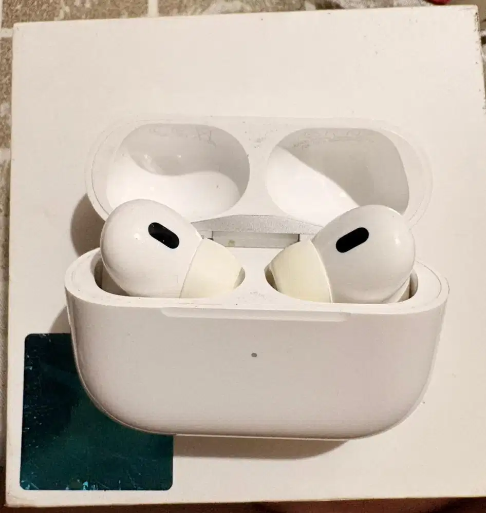 Airpods Pro ( 2nd Generation )