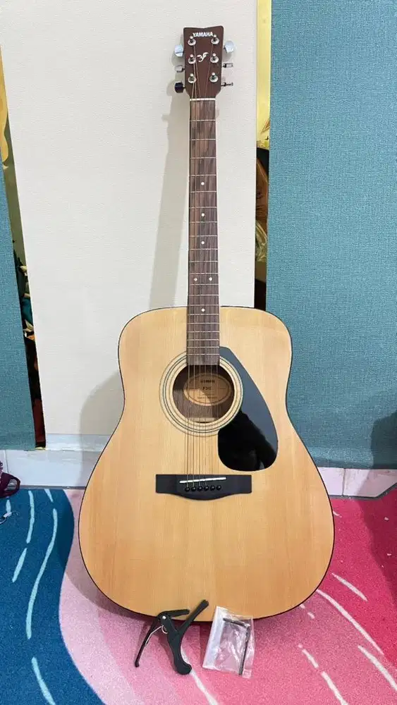 Gitar yamaha F310 second
