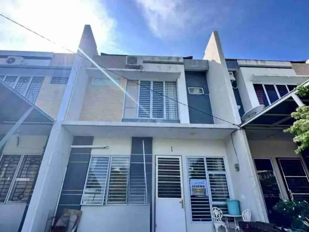 Disewakan Rumah 2 Lantai di Nicco Residence, Batam Center