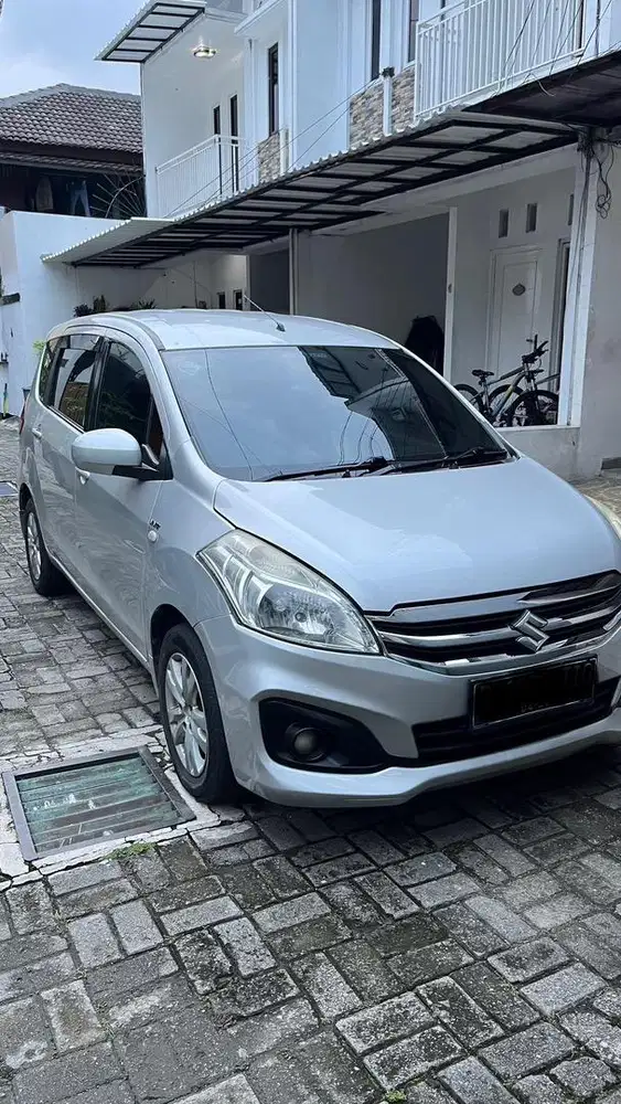SUZUKI ERTIGA 2015