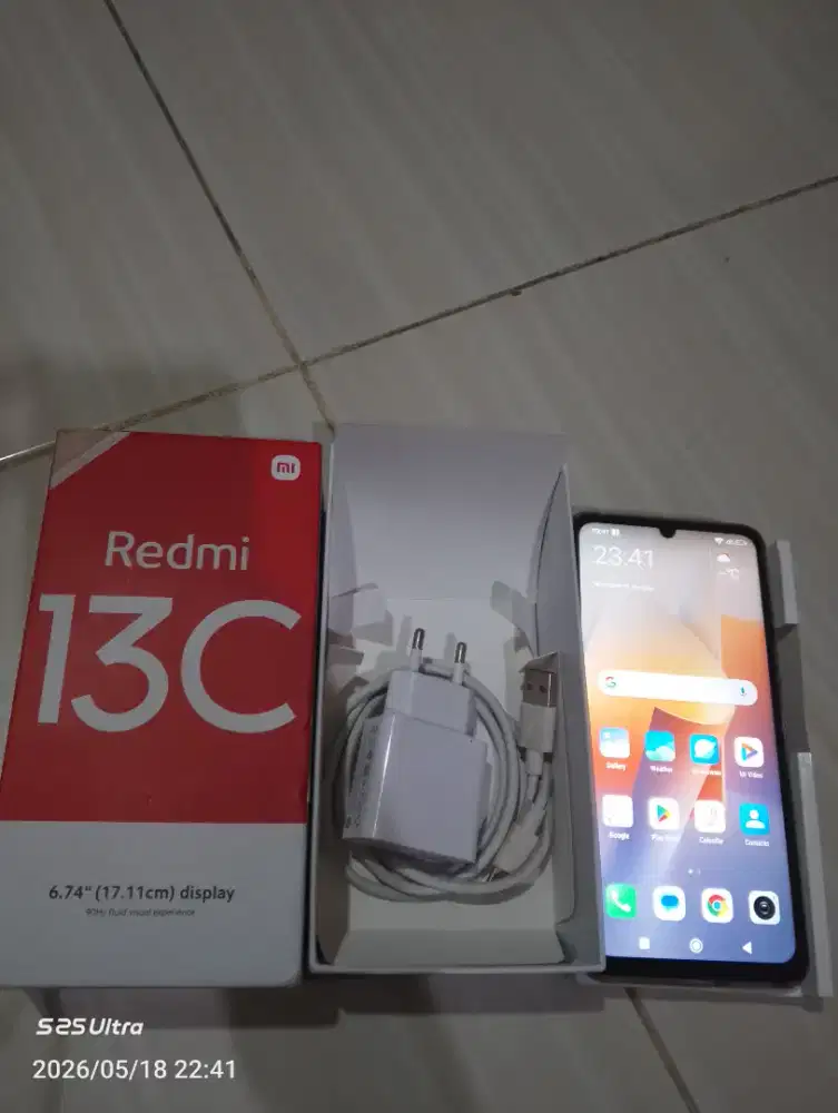REDMI 13C 8+12/256