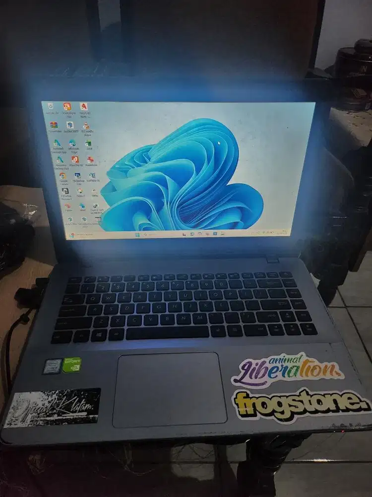 Laptop Asus X442UF Intel i5-8250U DUAL VGA