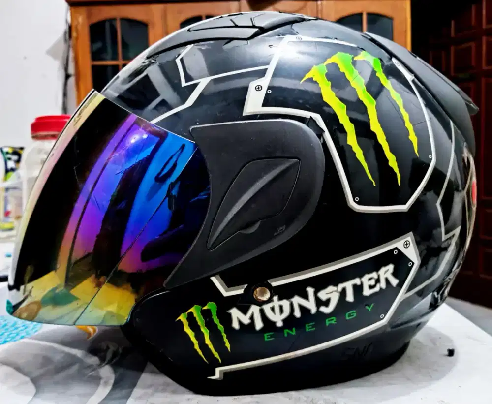 HELM MSR UKURAN L