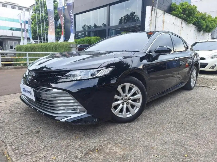 LOW DP Toyota Camry 2.5 G Bensin-AT 2018 SED