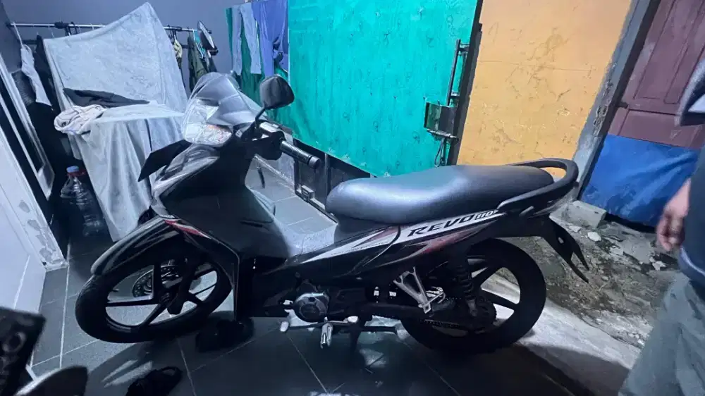 Jual motor Revo