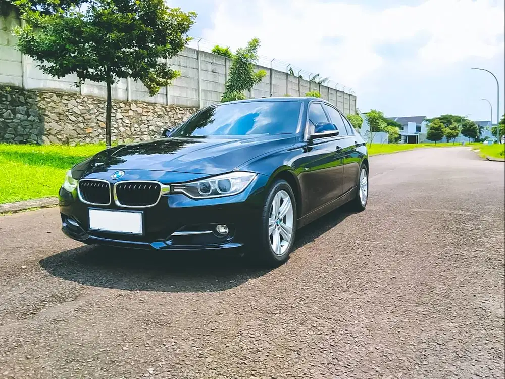 [DIJUAL CEPAT] BMW 320i F-SPORT 2015