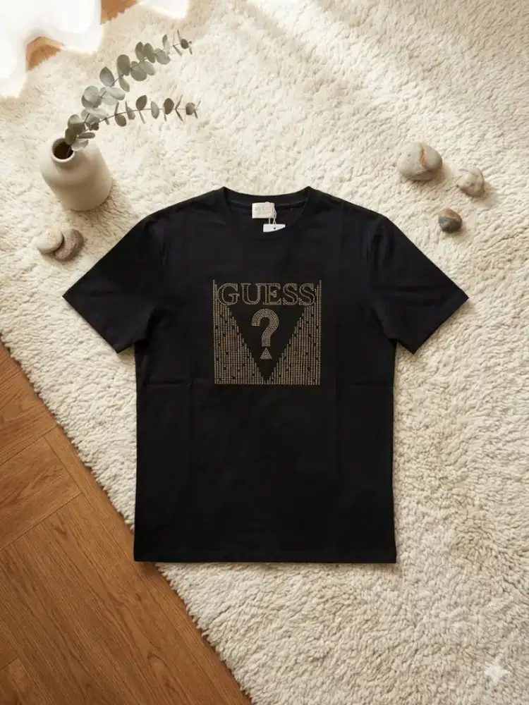 Baju GUESS Mewah Keren