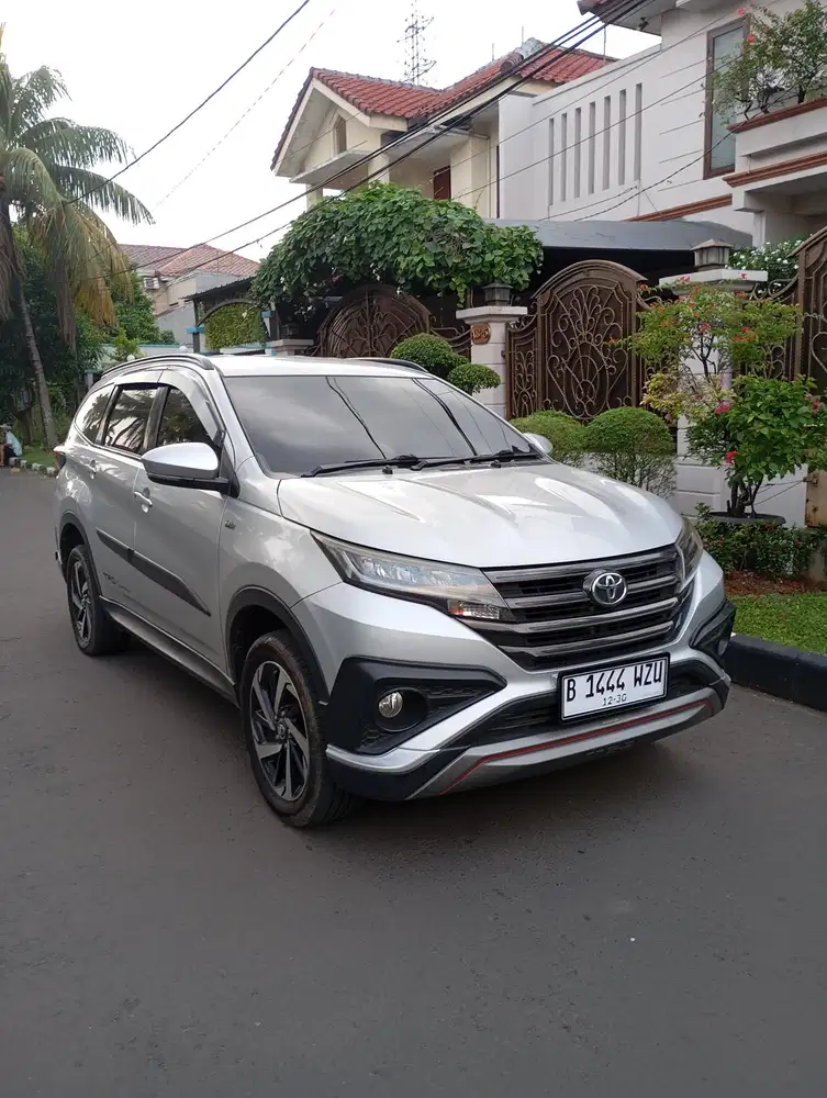 Rush trd sportivo'2020, mulus seperti baru,jarang pake