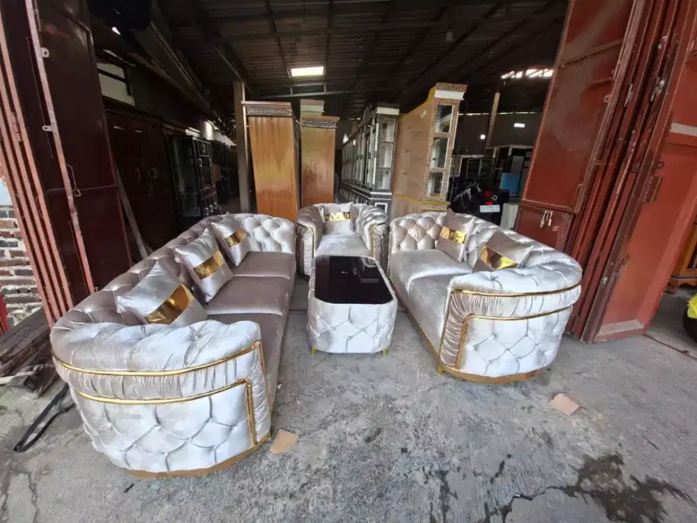 Sofa turki 321 cream