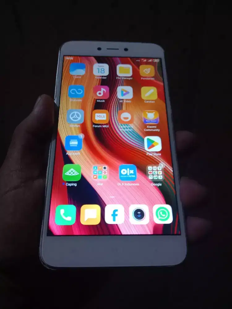 Hp Redmi Not5a Ram:2gb,89%Masih MuLus&100%NormaL:270ribu Nego(Hp Saja)