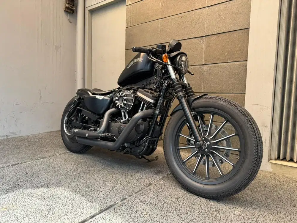 Harley Davidson iron 883