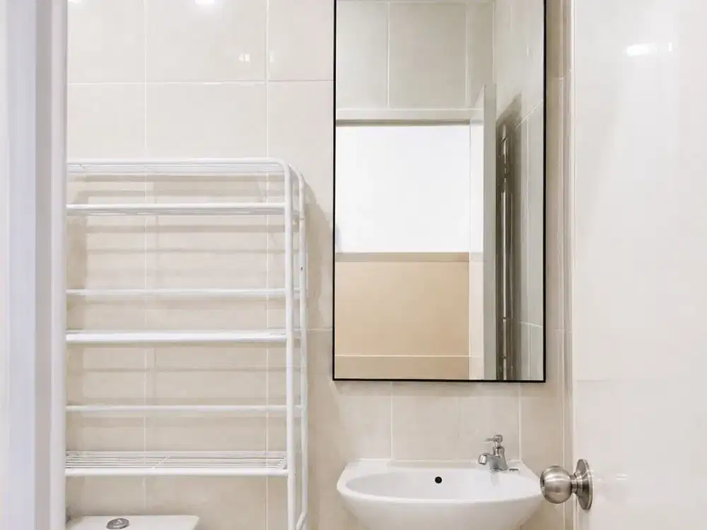 Disewakan Bulanan Apartemen The Parc South City Studio Semi Furnish Dekat MRT Fatmawati
