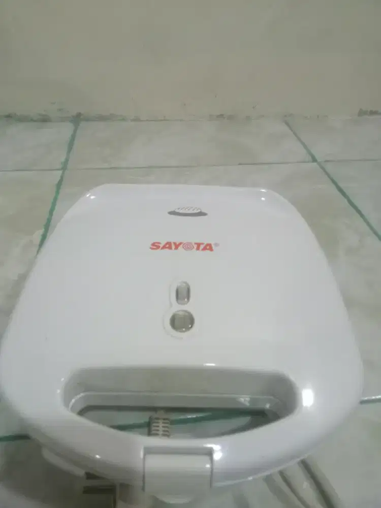 Dijual oven / panggangan kue