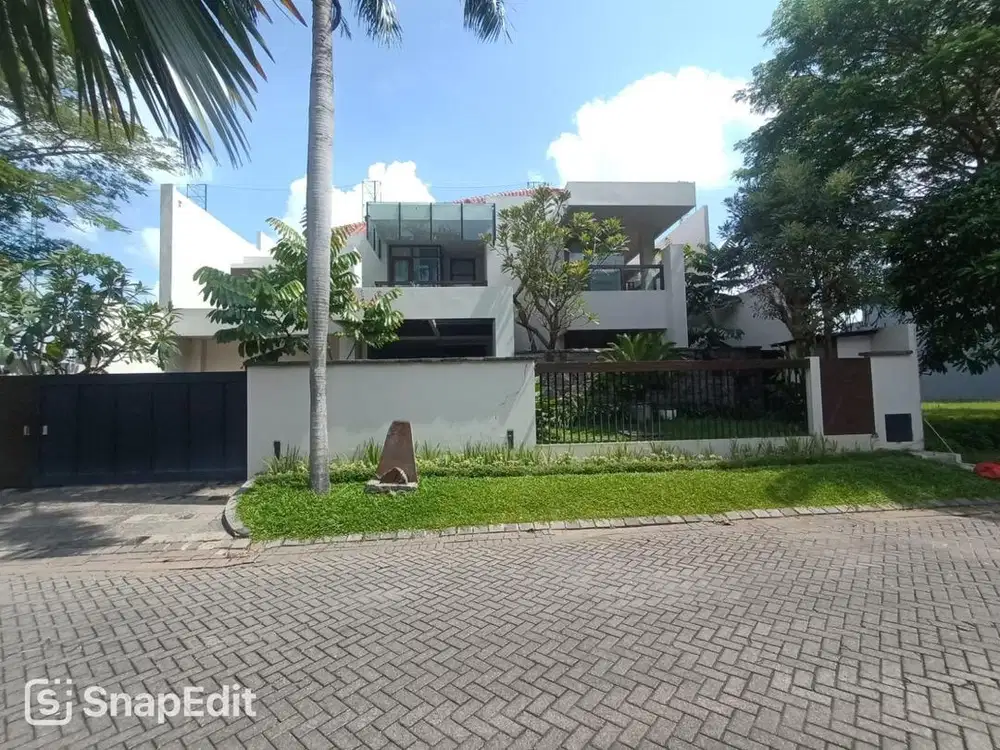 GOLF VIEW! DIJUAL RUMAH SUPER MEWAH PAKUWON INDAH HIGH SPEC FURNISHED