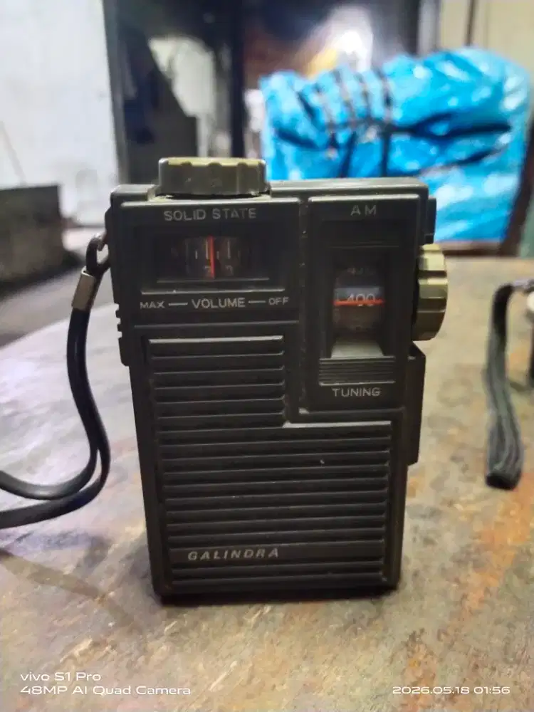 Radio jadul era 70an, minus