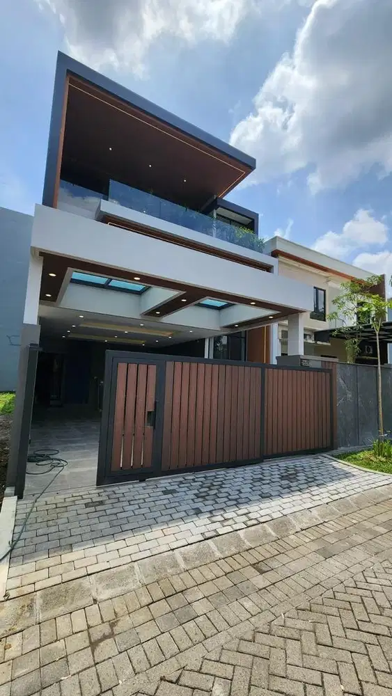 BARU GRES! DIJUAL RUMAH CITRALAND MODERN MINIMALIS HIGH SPEC ADA LIFT