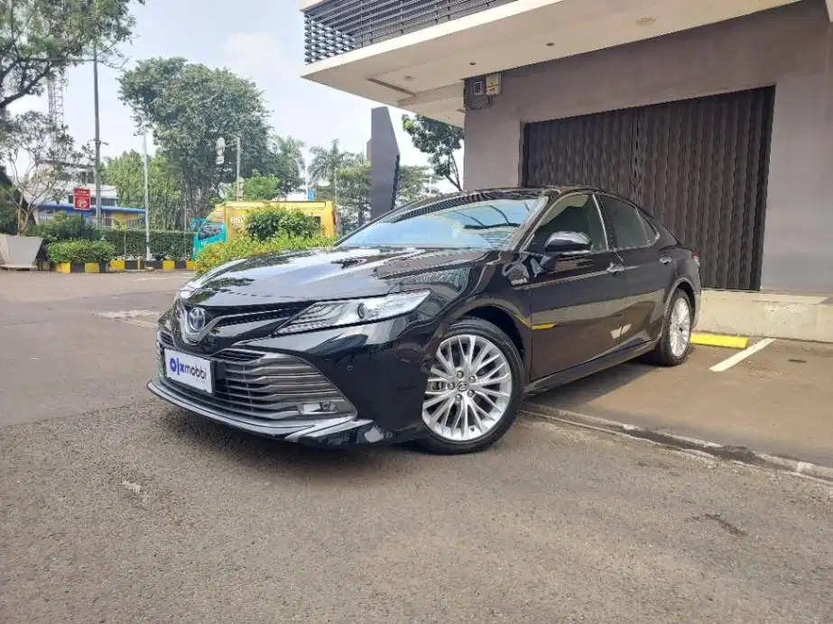 LOW DP Toyota Camry 2.5 Hybrid-AT 2021 PAJ