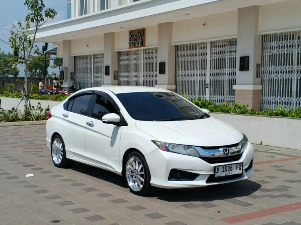New City RS cvt 2015 white DP 10 jtn