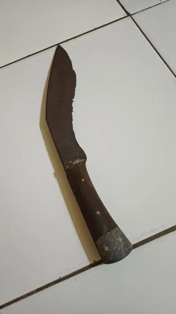 Senjata khas nepal khukuri temuan sungai barang antik