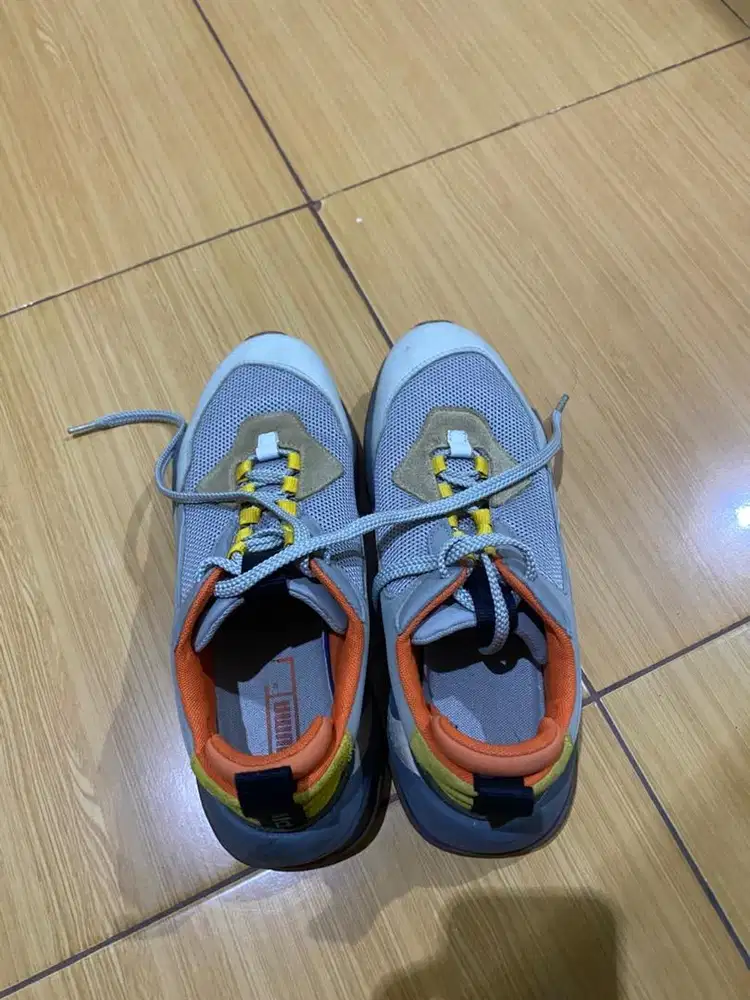 Puma Thunder Spectra Grey Sneakers