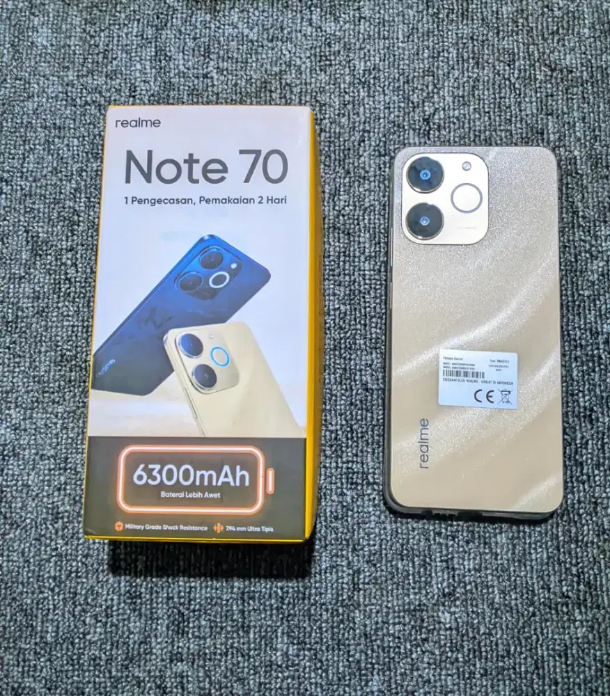 realme note 70
ram8+4/128
batre 6300 awet
fullset nomin