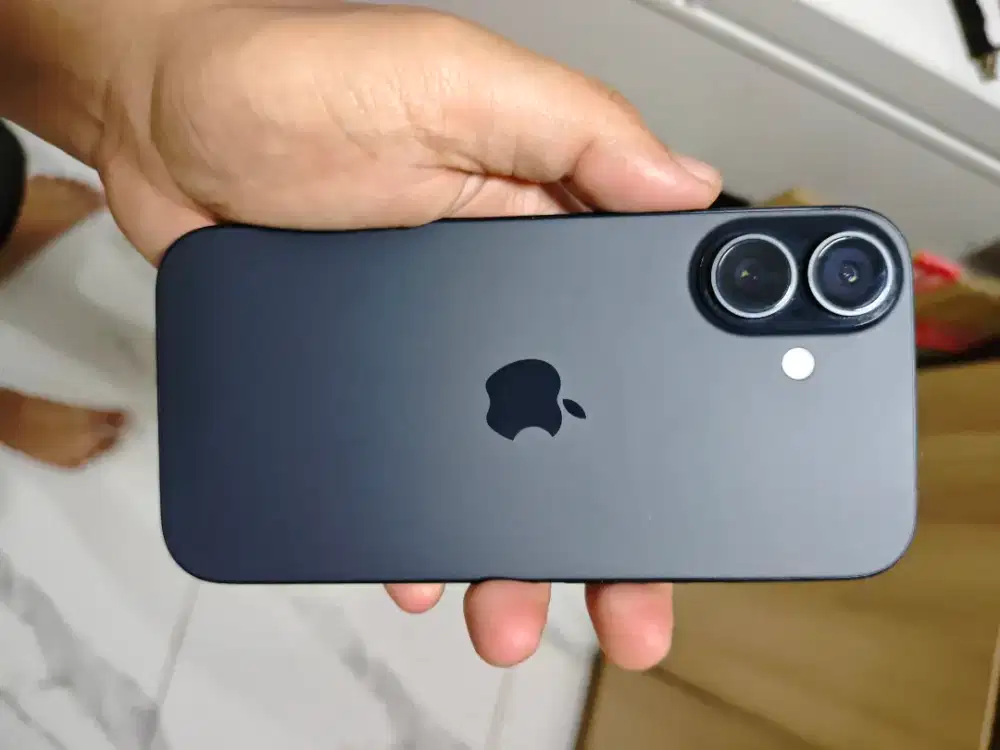 Iphone 16 iBox LIKE NEW