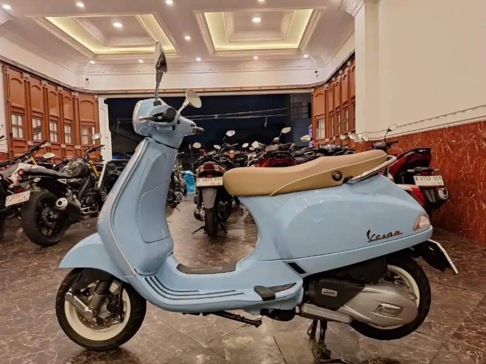 HUB CE KOM DP 1 JT VESPA LX 125 2024 GRATIS BBN KTP JAKARTA KM LOW