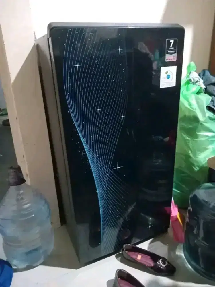 Kulkas aqua 1 pintu
