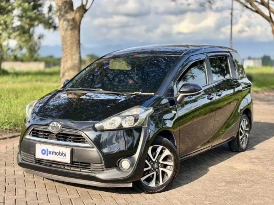 Toyota Sienta 1.5 V Bensin OTOMATIS 2017 LACU