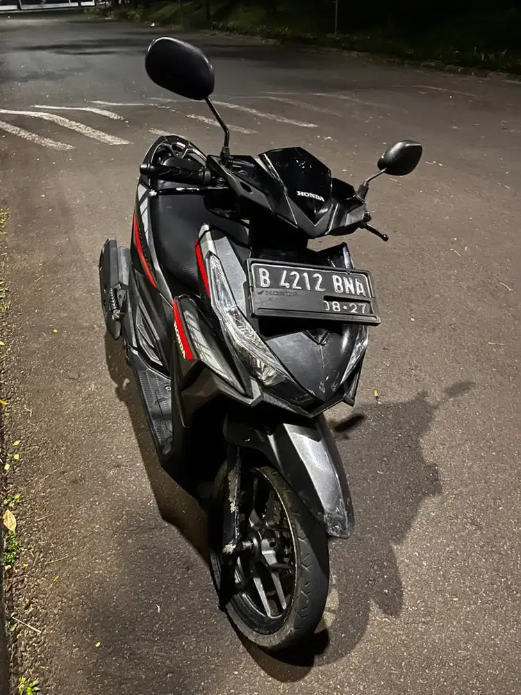 Vario LED 125 tahun 2017