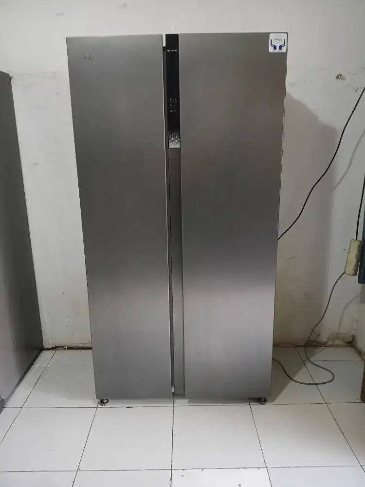 Dijual kulkas side by side gea masih mulus